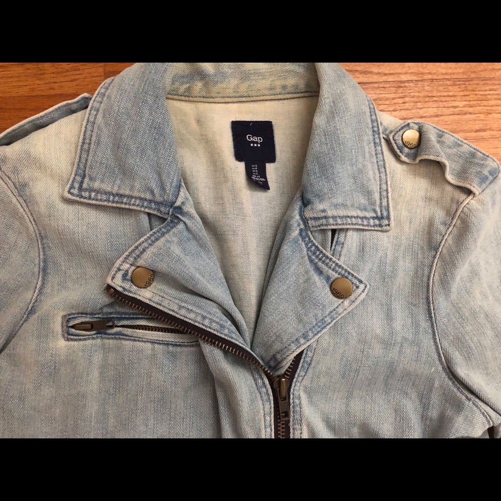 Jean jacket - Picture 2 of 5